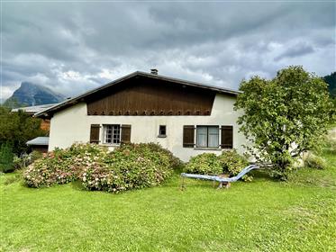 A nice chalet to refresh of 60 m², at the foot of the Vercla...