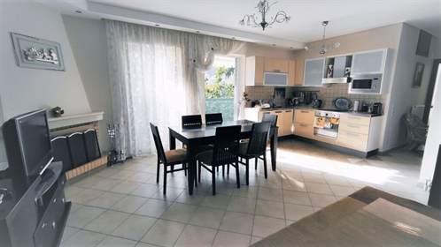 Flat 120 m² in central Greece