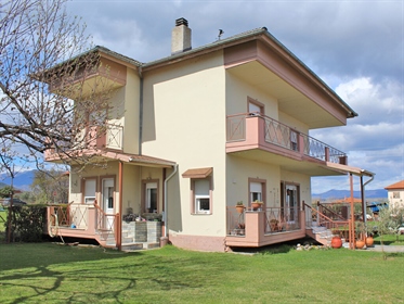 Detached house 222 m² on the Olympic Coast