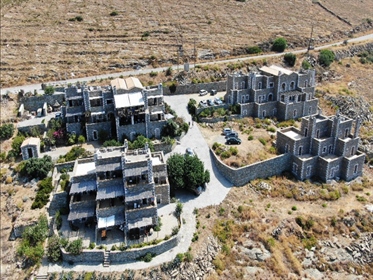 Hotel 2577 m² in Western Peloponnese