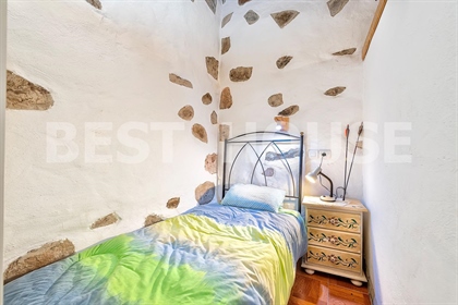 Best House offers for sale beautiful rustic house completely renovated 80 meters + land wh