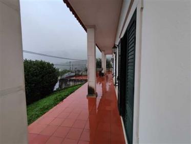  House T4, Used, Porto de Mós