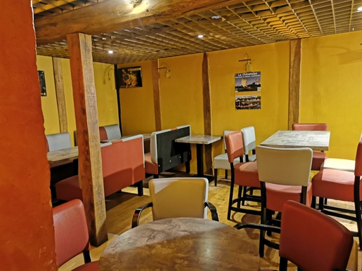 Murs Et Fond Chinon Centre - Bar Ambiance