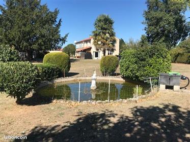 Encantadora casa Charentaise en venta.