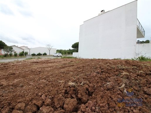 Terreno com projeto aprovado em Nazaré
