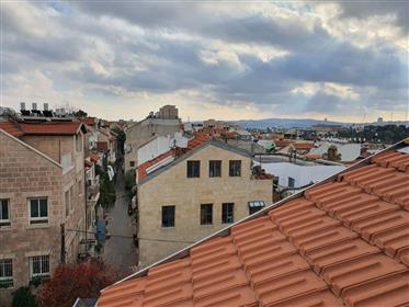 For sale, a duplex in the heart of Nachlaot,