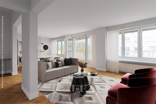 Neuilly-Sur-Seine - A 4-bed apartment with a balcony/terrace