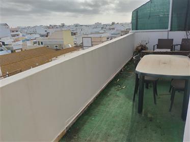 2 Bed Apartment With Terrace - Near The Lagoon / Olhão