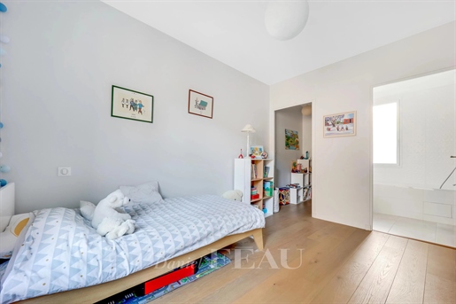 Vivenda: 140 m²