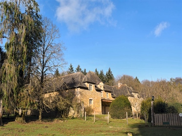 Château Mh XIVo-XVIo sur 16ha de parc bois et étangs