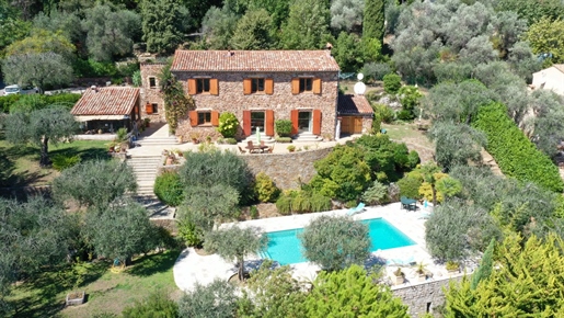 Co-Exclusive - Le Tignet - Charming property with panoramic sea view