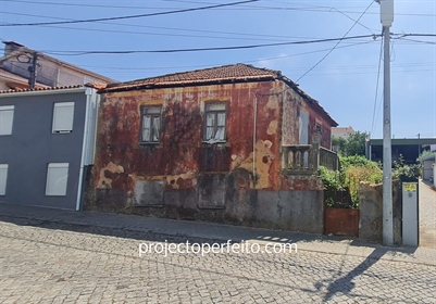 Vivienda para Restaurar 2 habitaciones Venta em Paços de Brandão,Santa Maria da Feira