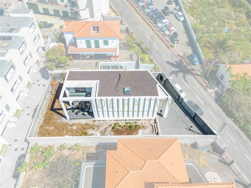 Vivienda 4 habitaciones Venta em Câmara de Lobos,Câmara de Lobos