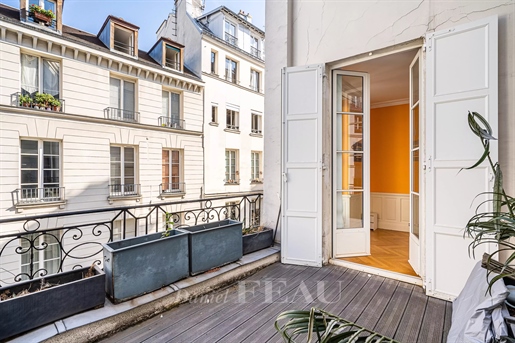 Paris 6th District – A peaceful pied a terre with a terrace
