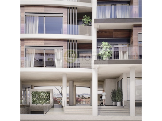 Appartement de 3 chambres à Barreiro pour débuter avec terrasse et vue sur la rivière
