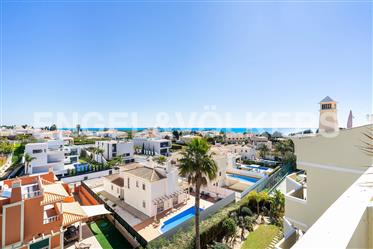 Penthouse avec vue mer, plage à pied