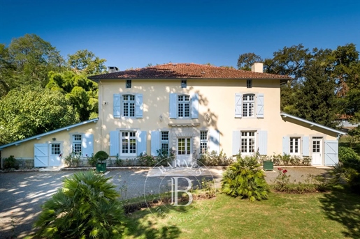 Landes, Beautiful Xvii° Century Mansion Entirely Renovated, Swimming Pool And Outbuildings