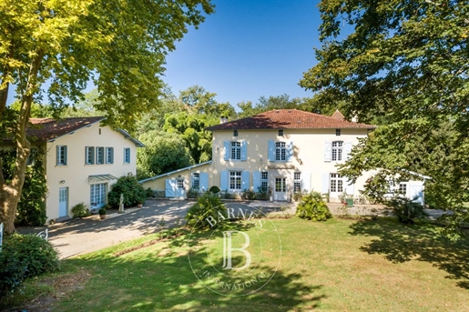 Landes, Beautiful Xvii° Century Mansion Entirely Renovated, Swimming Pool And Outbuildings