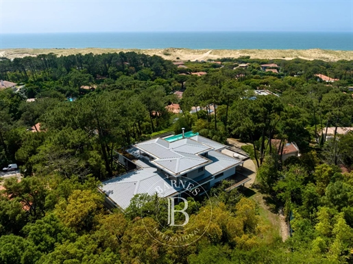 Hossegor, Exceptional Property Between Lake And Sea