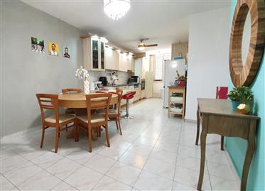 Apartment: 120 m²