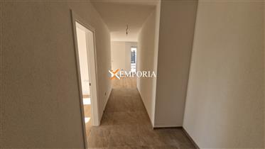 Apartments for sale in a new building in Plovanija in Zadar....