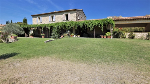 Property in a residential countryside of Gordes with swimmin...