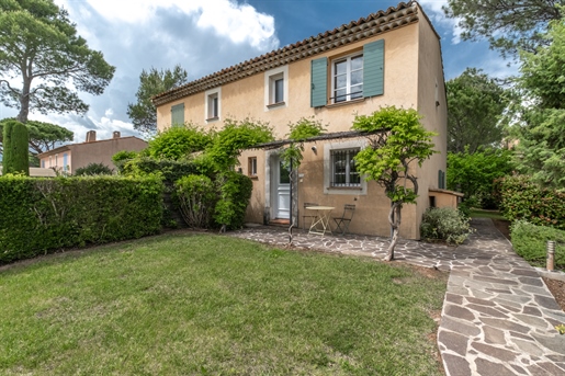 Magnificent 3-room house with a living area of 82.30 m². This house benefits from a nice g
