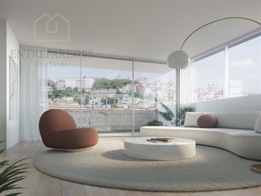 Moradia T4 Duplex de luxo para comprar, com jardim/terraço de 146 m2, vista de rio - Vila Nova de Ga