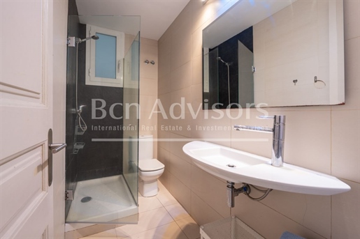 Flat with tenant and great profitability perfect as an investment in Eixample. This curren