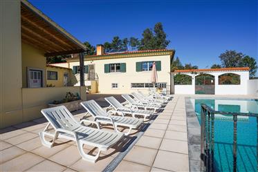 House T3 +2 terréa in good condition with swimming pool, terrace, covered barbecue, garden and anne