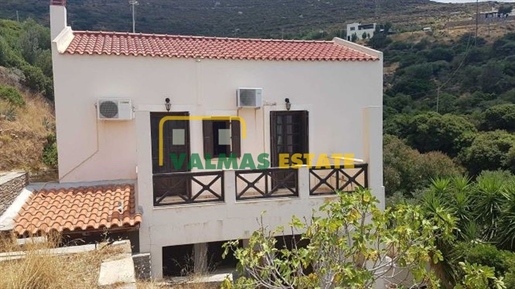 (For Sale) Residential Detached house || Cyclades/Andros-Hydrousa - 279 Sq.m, 4 Bedrooms, 400.000€