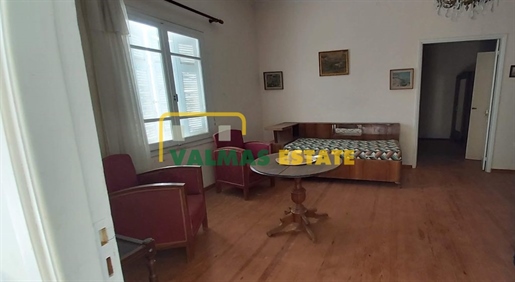 (For Sale) Residential Detached house || Cyclades/Andros Chora - 187 Sq.m, 4 Bedrooms, 180.000€