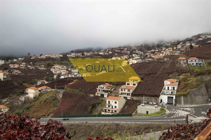 Terreno rústico con 1798m2 en Estreito Camara de Lobos - Isla de Madeira - € 159.500,00