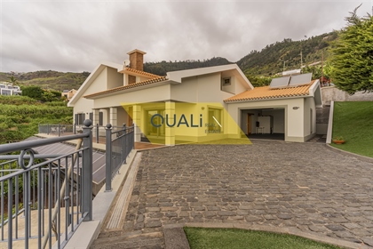 Casa T3 Arco da Calheta con 1400m2 - Isla de Madeira - € 820.000,00