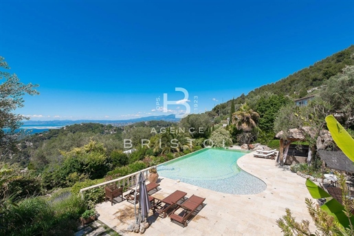 Villefranche Sur Mer Charming Provencal Property For Sale Pool Sea View
