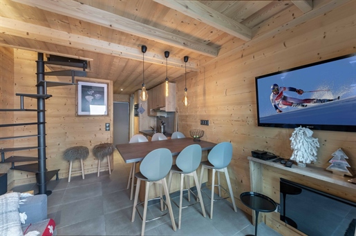 Contemporary 2 bedroom plus alcove penthouse ski in and out apartment for sale in Val Thorens (A)