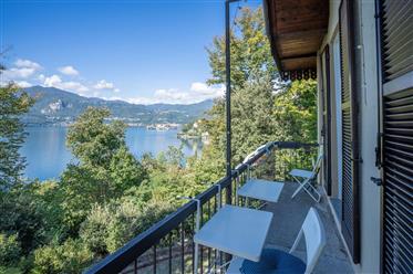 Orta Apartment With A Garden And Boat Dock
