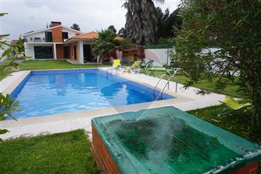 Villa de 4+2 chambres avec piscine à Vagos
