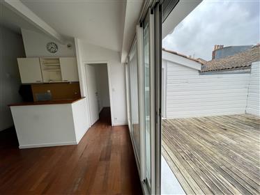 Public Garden, Bright Apartment With Terrace
