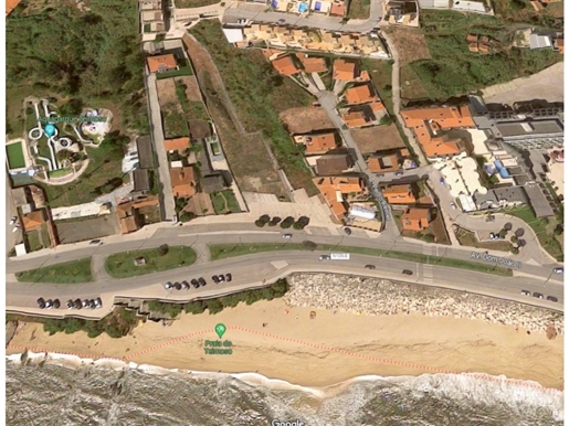 In one of the most emblematic and coastal municipalities in Portugal, this land is located