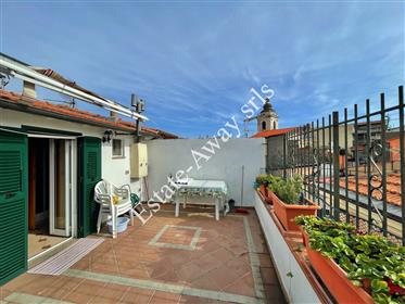 Apartment with large terrace for sale in Bordighera.