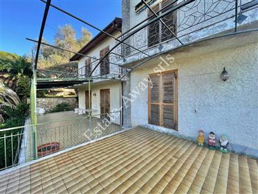 Villa with sea view for sale in Bordighera