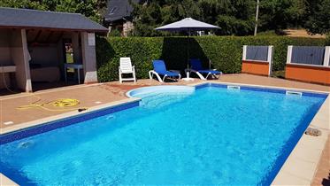Casa de campo restaurada con piscina y casa de vacaciones en...