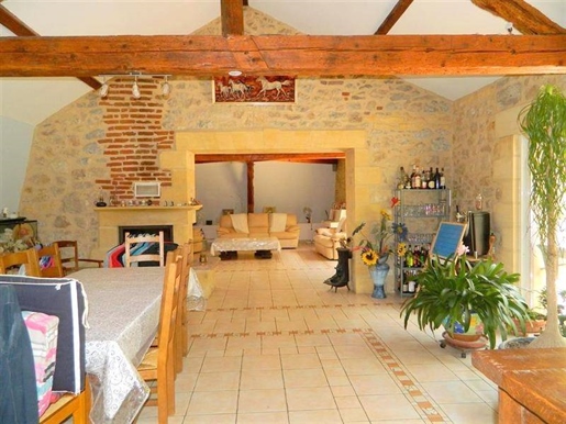 Casa: 219 m²