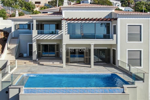 Nouvelle villa de 4 chambres de haute qualité à Monchique avec vue imprenable et piscine chauffée