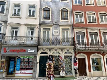 Prédio histórico em Coimbra