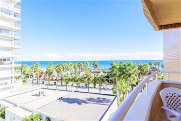 Frontline Beach Flat With Sea Views