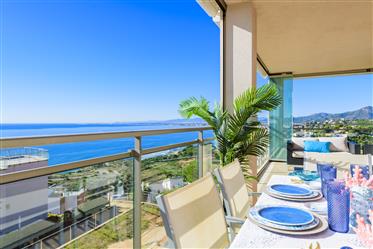 Spectaculaire duplex penthouse avec vue sur la mer à 5 minutes de Benicassim