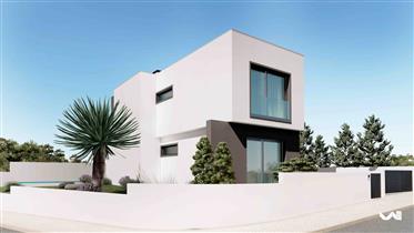 22 Isolated Houses Located Closeby Obidos For Sale In Portug