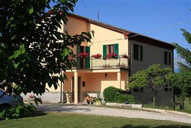 Maison individuelle à vendre à Montefalcone Appennino